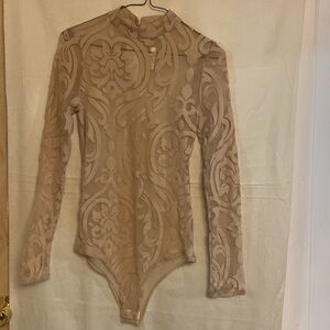 A3 Elegant Sheer Cream Long Sleeve Netted Paisley Like Bodysuit L